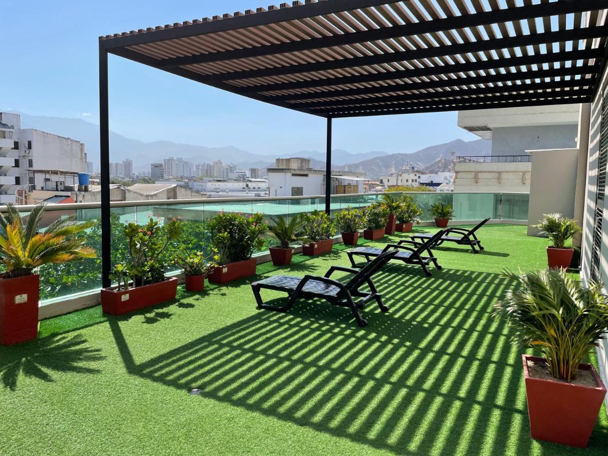 Ribai Hotel 4*